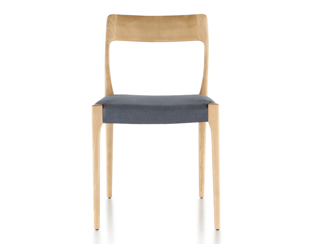 Silla escandinava madera tinte natural asiento tejido gris