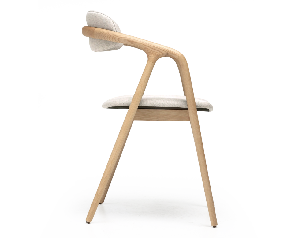 Silla escandinava madera tinte natural asiento tejido beige natural