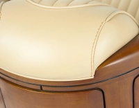 Fauteuil club bois et cuir beige