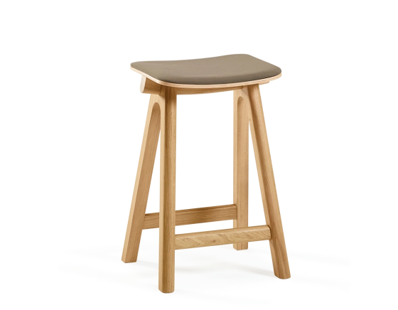 Tabouret de bar en chêne tapissé H60 cm bois teinte naturelle assise tissu taupe