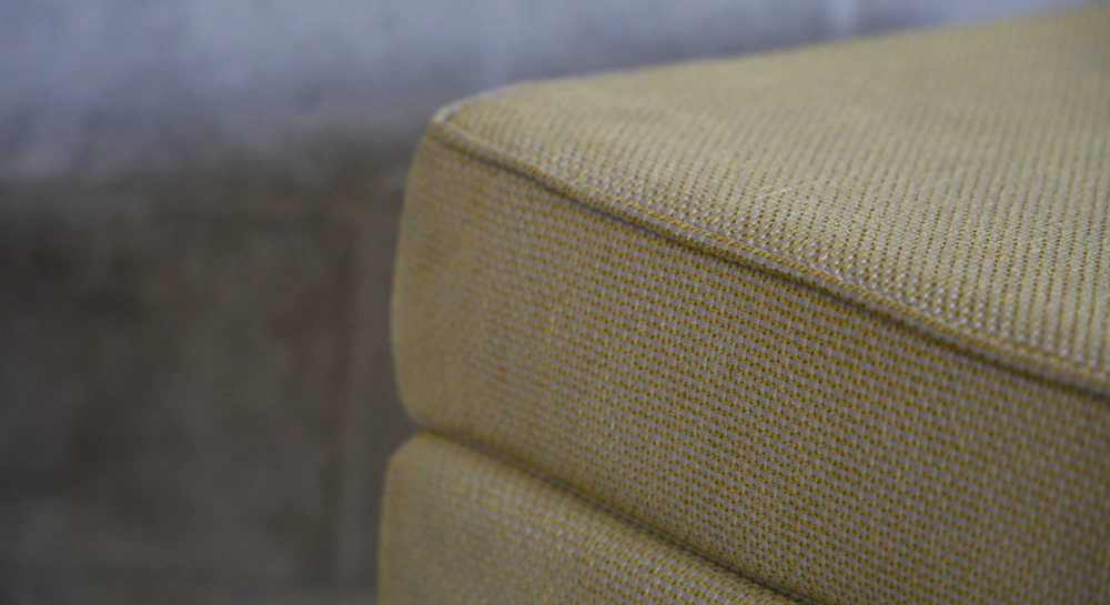 Pouf tissu pixel jaune