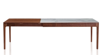 Table extensible 8 à 12 personnes en noyer et céramique allonges bois avec bois teinte naturelle et plateau céramique effet marbre blanc 180x100 cm