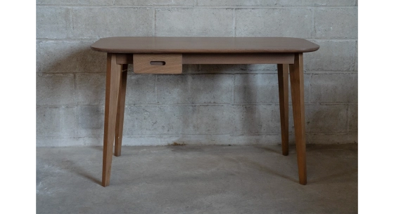 Bureau scandinave en chêne teinte noyer L120 cm