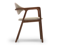 Chaise design avec accoudoirs bois teinte marron foncé et tissu taupe