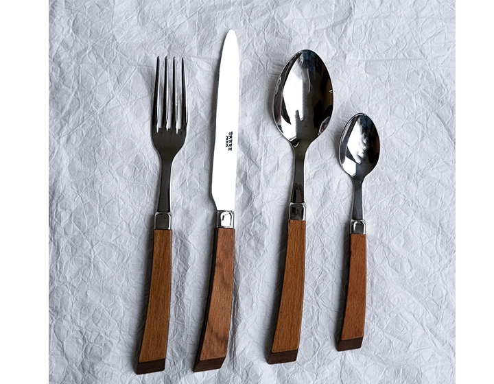 Ménagère 24 pièces en bois stratifié