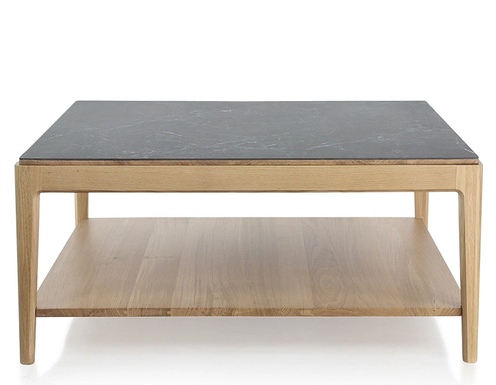 Table basse carrée en chêne et céramique avec tablette en bois teinte naturelle plateau céramique effet ardoise 100x100 cm