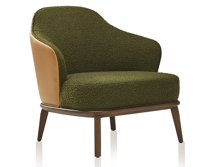 Fauteuil design cuir caramel et tissu bouclé vert
