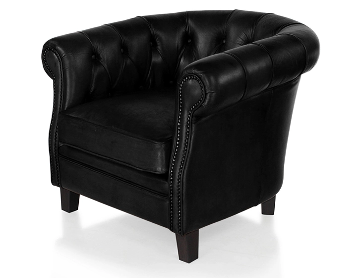 Fauteuil chesterfield cuir noir accoudoirs cloutés