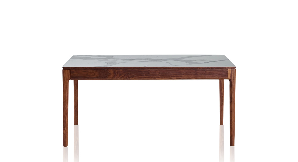 Table extensible 8 à 12 personnes en noyer et céramique allonges bois avec bois teinte naturelle et plateau céramique effet marbre blanc 180x100 cm