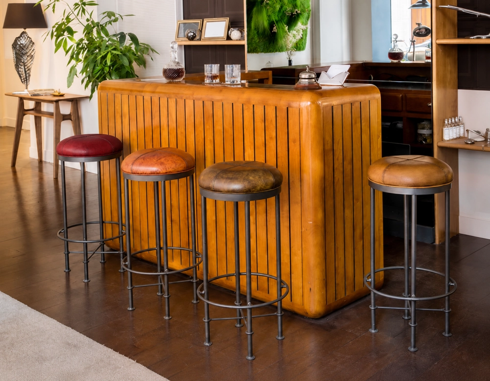 Tabouret de bar vintage cuir marron vintage