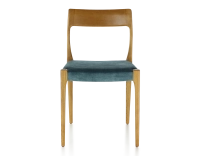 Chaise scandinave bois teinte merisier assise tissu velours bleu pétrole