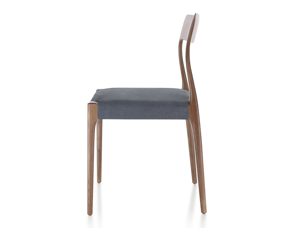 Chaise scandinave bois teinte marron foncé assise tissu gris