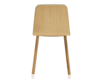 Chaise design en chêne tapissé bois teinte naturelle assise tissu bleu océan
