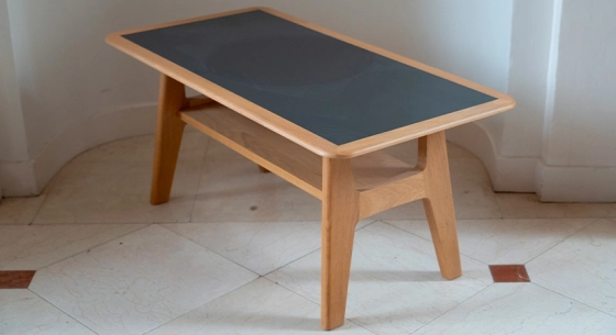 Table basse rectangulaire en chêne et céramique avec bois teinte naturelle plateau céramique noire unie 100X50 cm