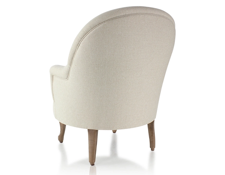 Fauteuil crapaud avec accoudoirs pieds bois teinte noyer et tissu chevron beige