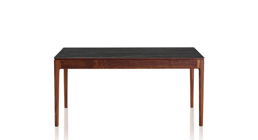 Table extensible en noyer et céramique 6 à 10 personnes allonges céramique avec bois teinte naturelle et plateau et allonges céramique effet marbre noir 140x90 cm