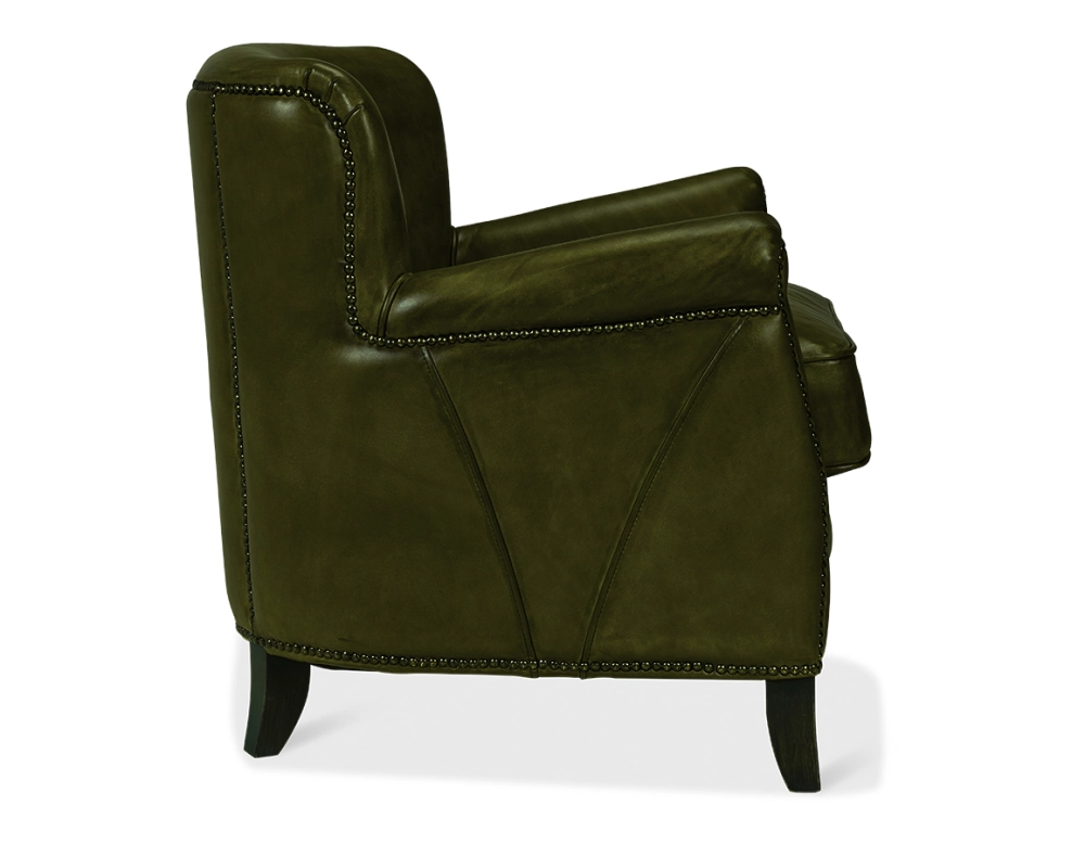 Sillón club de piel verde oliva reposabrazos con tachuelas