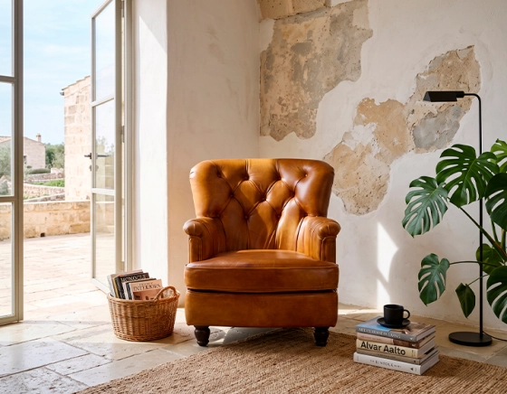 Fauteuil Chesterfield cuir cognac moyen dossier