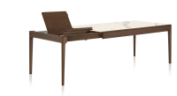 Table extensible 8 à 12 personnes en chêne et céramique allonges bois avec bois teinte marron foncé et plateau céramique effet marbre blanc 210x100 cm