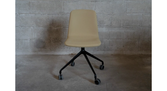 Chaise de bureau à roulettes assise tissu kaki clair