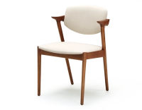 Chaise scandinave bois teinte merisier assise tissu blanc cassé