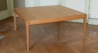 Extensible table for 6 to 10 people in oak and ceramic with wood extensions with natural wood finish and ossido ceramic top. 160x100 cm