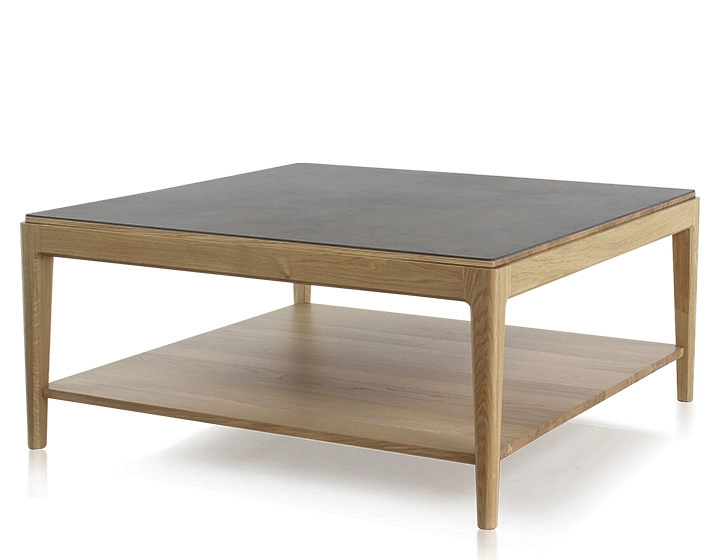Mesa de centro cuadrada de roble y cerámica con estante en madera tinte natural tablero cerámico marrón oxidado 100x100 cm