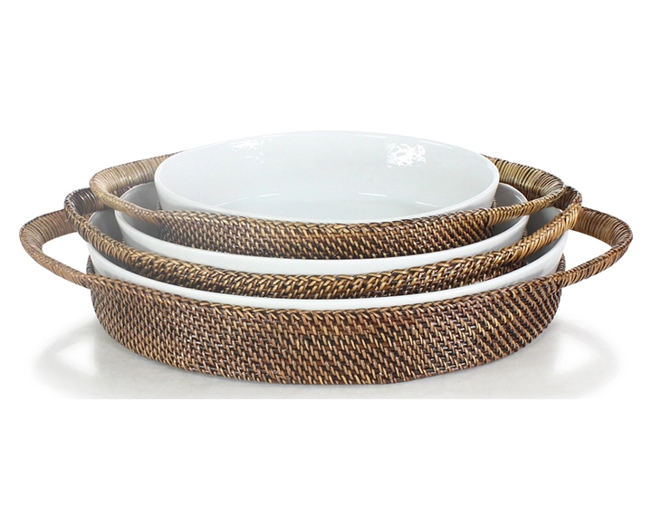 Plat porcelaine ovale avec support en fleur de rotin petit modèle