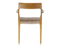 Chaise scandinave avec accoudoirs bois teinte merisier assise tissu velours taupe clair