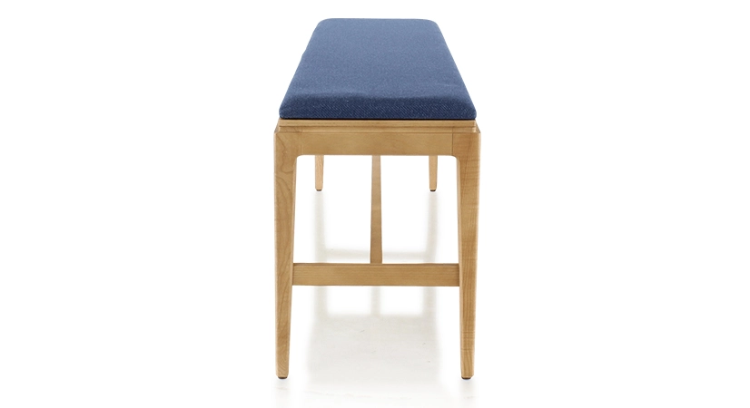 Banc design bois teinte naturelle assise tissu bleu marine L120 cm