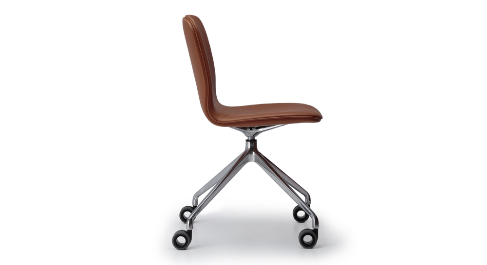 Chaise de bureau avec roulettes assise cuir camel