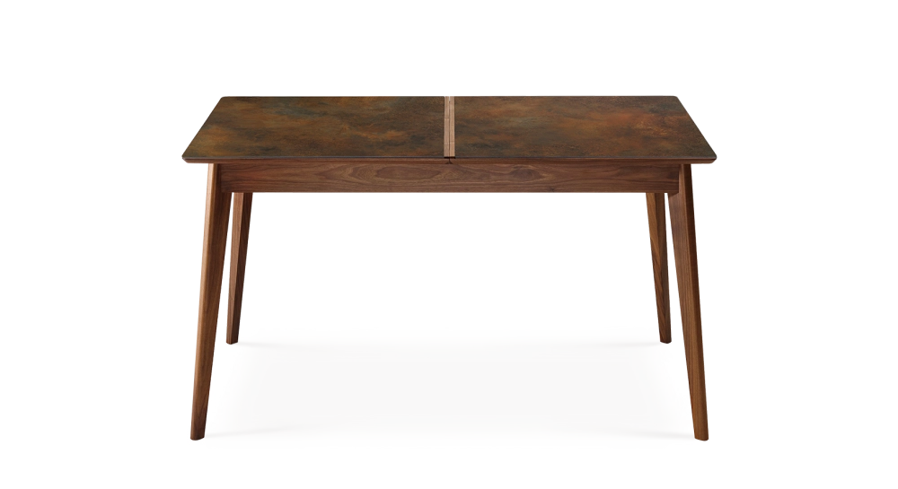 Table salle à manger 6 personnes en noyer et céramique avec bois teinte naturelle et plateau céramique brun oxydé 140x90 cm