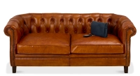 Canapé Chesterfield cuir 2 places marron clair accoudoirs cloutés