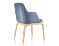Chaise design avec accoudoirs bois teinte naturelle et cuir bleu orage